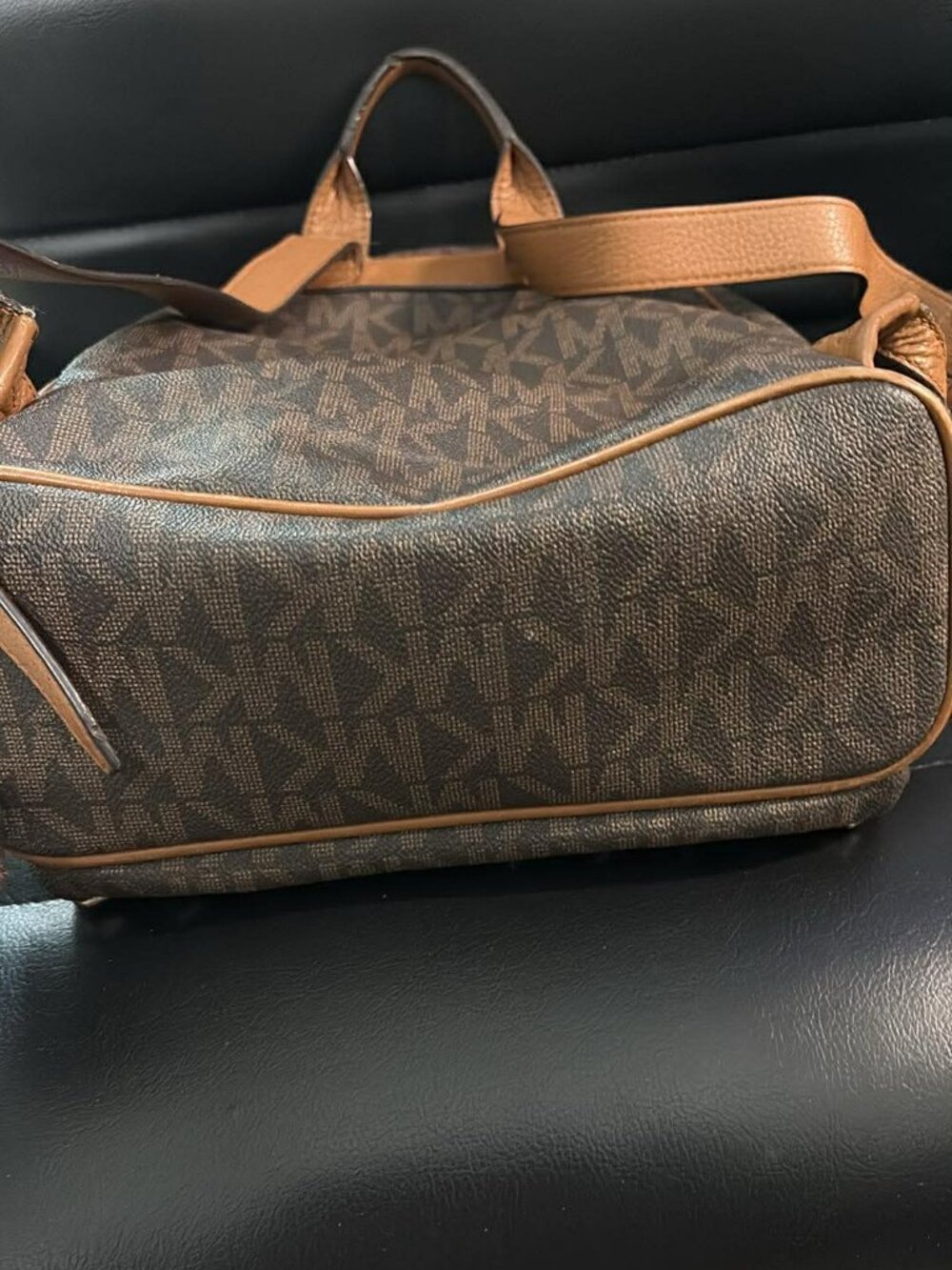 MICHAEL KORS STUDDED BACKPACK - Picture 2 of 7